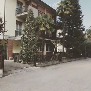 https://casa-di-paolo-castrocaro-terme.emilia-romagnahotels.net